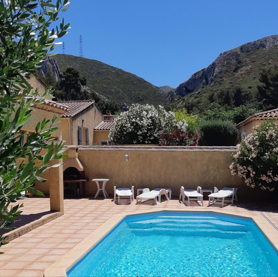 Chambre Privee Avec Piscine Marseille Exterior photo